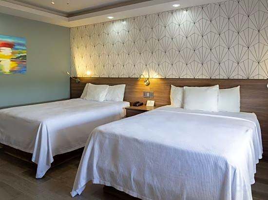 Laos Mar Hotel & Suites