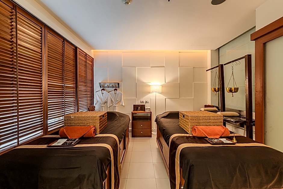 Night Hotel Bangkok - Sukhumvit 15 