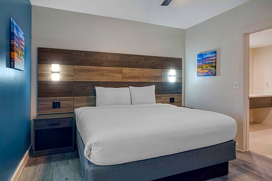 HOM Hotel Gainesville, SureStay Collection by Best Western