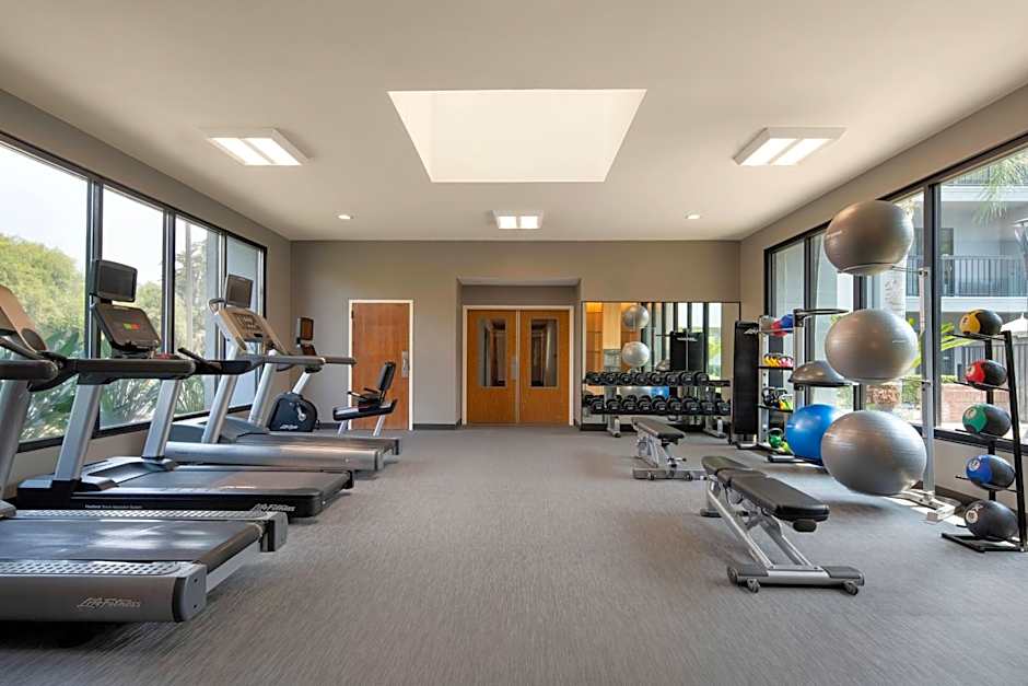 Courtyard by Marriott Fresno