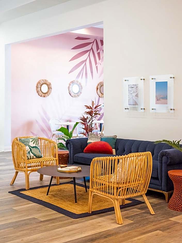 Mulberry, a Wyndham Hotel