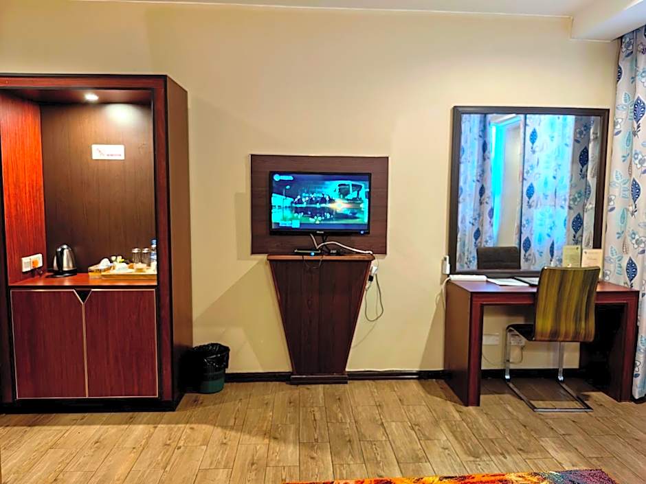 Great Wall Hotel
