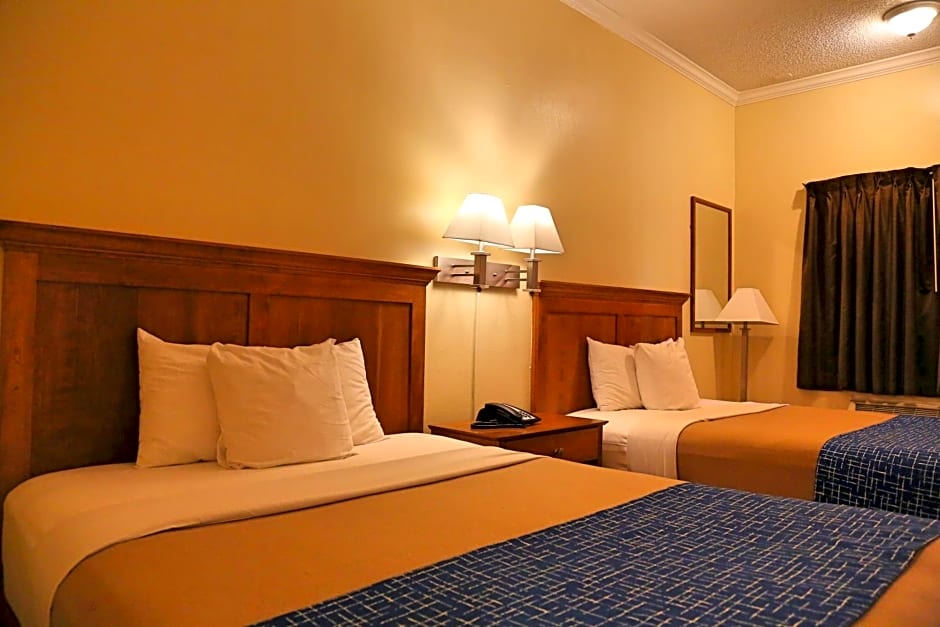 Travelodge by Wyndham Pasadena Central