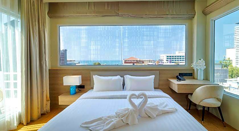 The One Hotel Bay Breeze Pattaya
