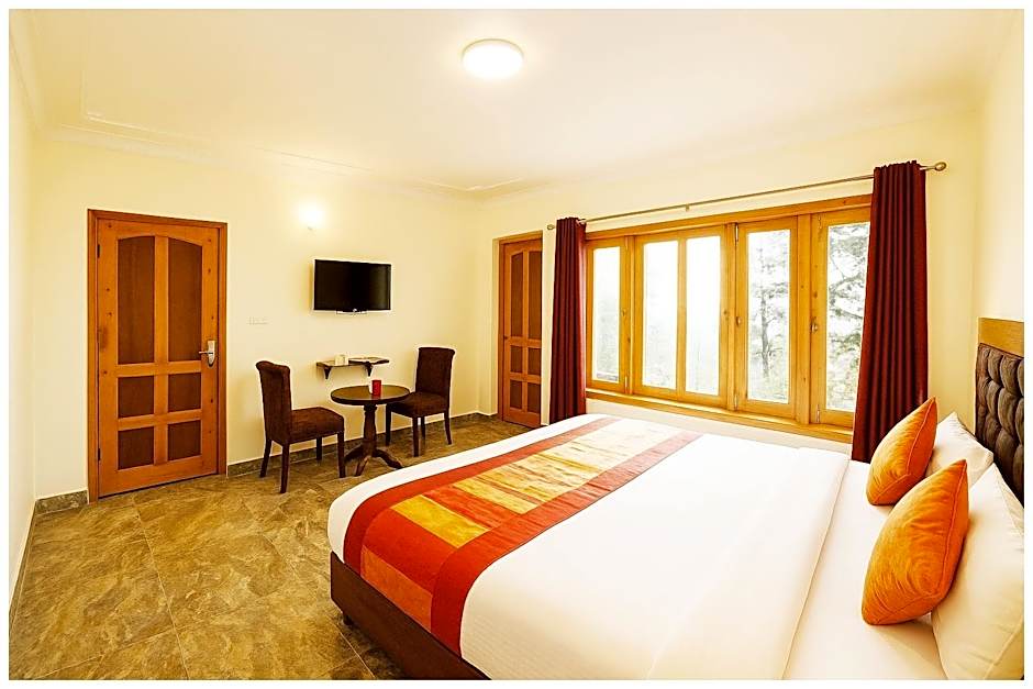 Goroomgo Kalra Regency Shimla Near Mall Road