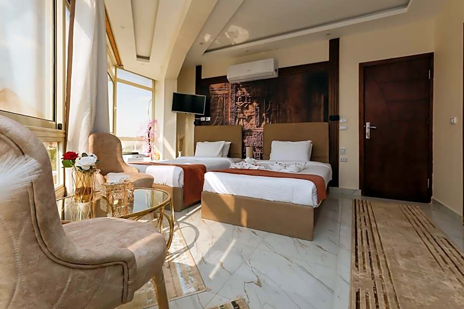 Pyramids Palace INN 5 Minutes from the New Grand Museum