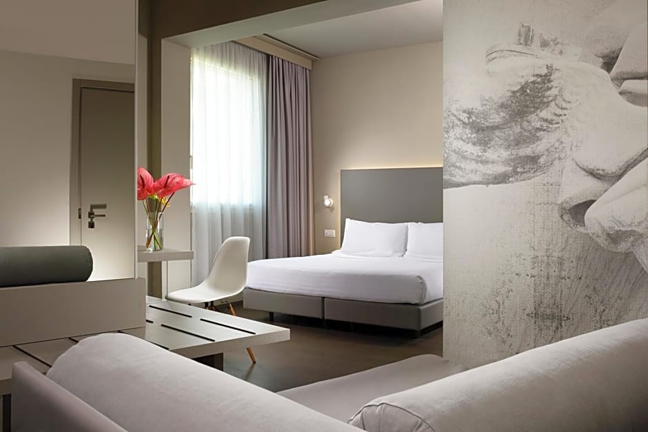 Hotel Glance In Florence