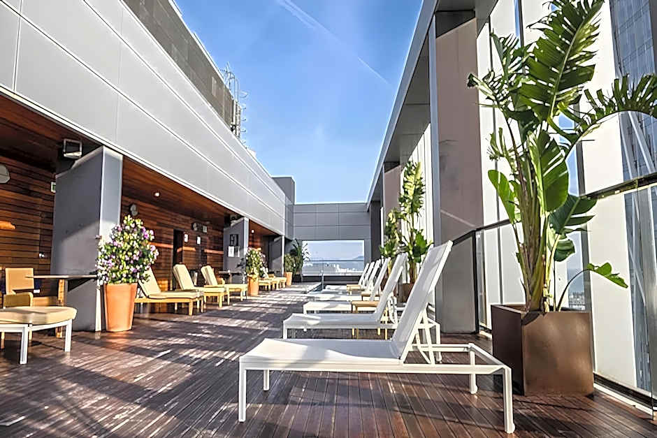 World Sky Residence Hotel