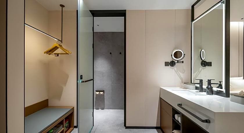 Atour Hotel Zhongshan Fuhua Road Shiqi Pedestrian Street