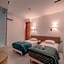 Dewarna Hotel Arifin