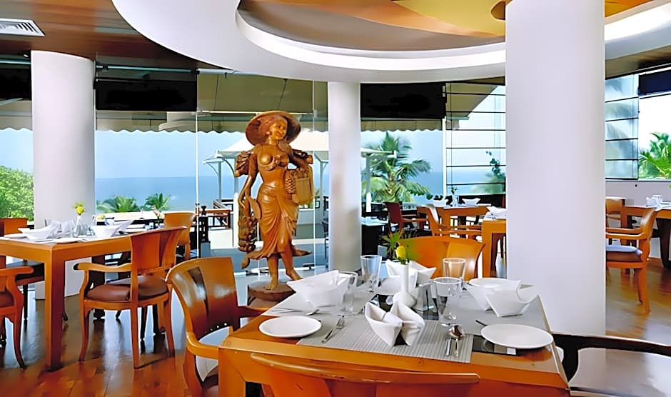 Gokulam Grand Turtle on the Beach Resort and Spa