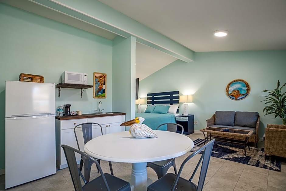 Salt Air Inn & Suites