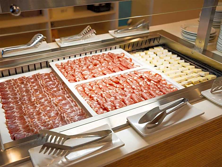 Mimose Beach Village