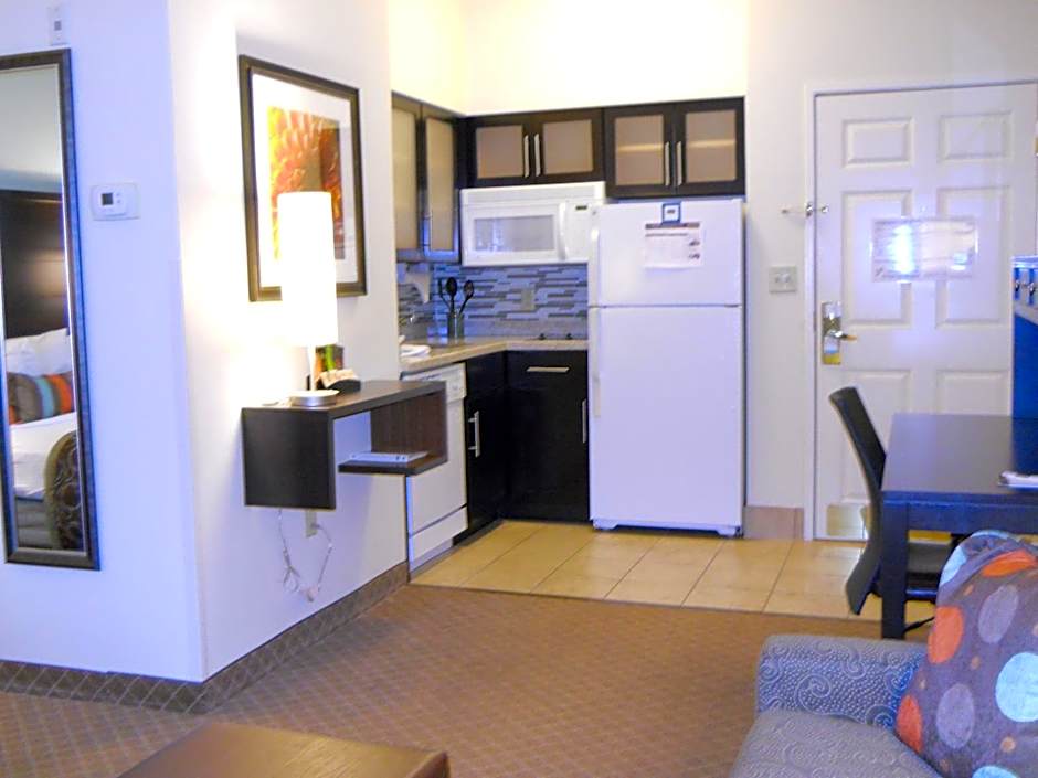 Staybridge Suites Columbus-Airport By IHG