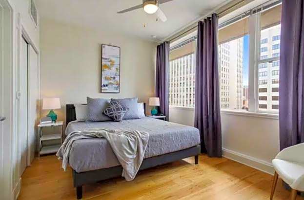 Amazing Condos Beautiful View 2 Blocks To French Quarter, Small Rooftop Pool, Gym, Seanger Theater, Super Dome, And Bourbon St