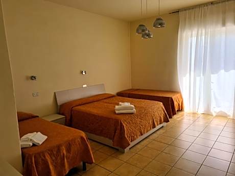 Comfort Quadruple Room