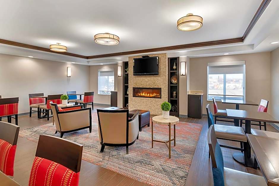 Comfort Inn Manchester Airport
