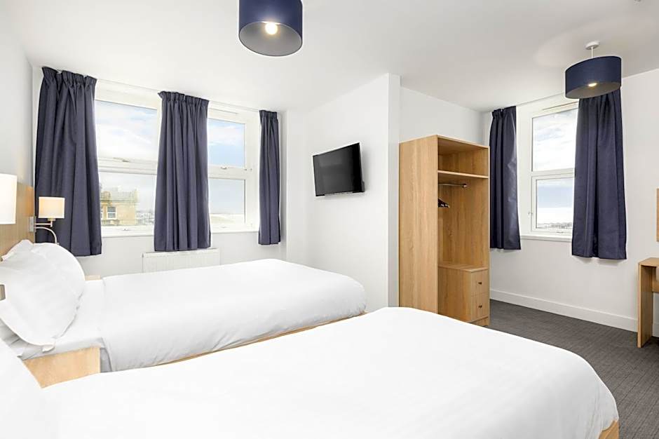 The Sandringham Hotel
