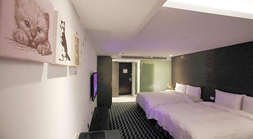 Chiayi Look Hotel