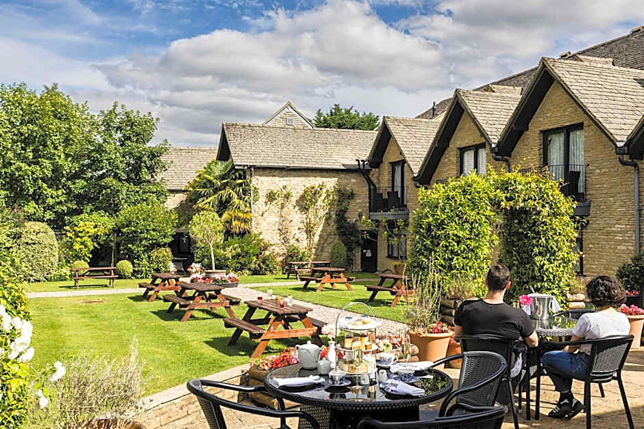 The Holt Hotel