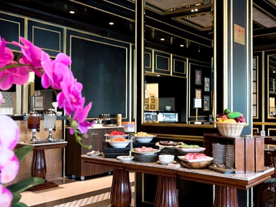 Myko Hotel & Convention Center Makassar