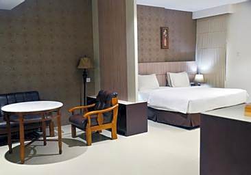 Emilia Hotel By Amazing - Palembang