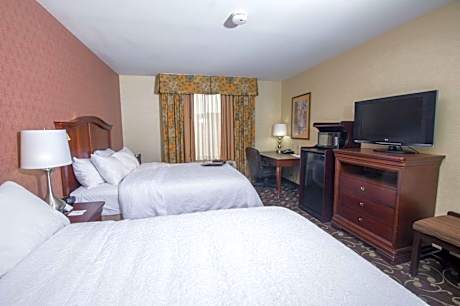 2 Queen Beds Nonsmoking