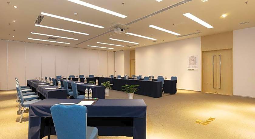 Garden Lane Meilan Airport