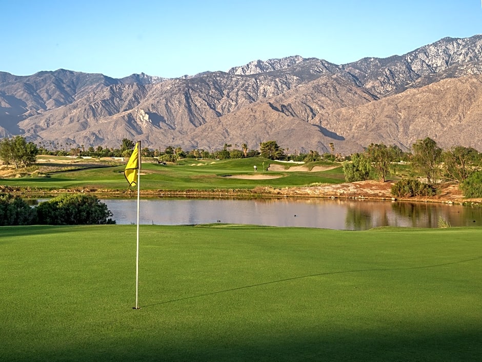 Worldmark Cathedral City - Extra Holidays