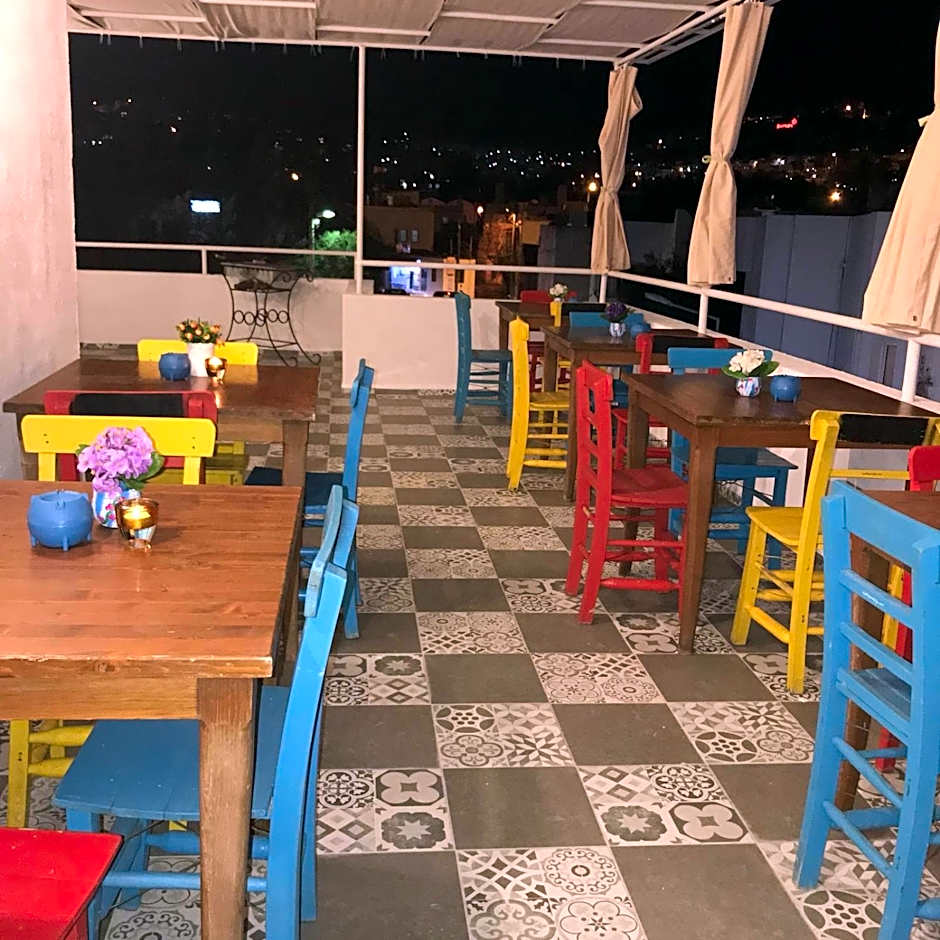 Halikarnas Pansiyon