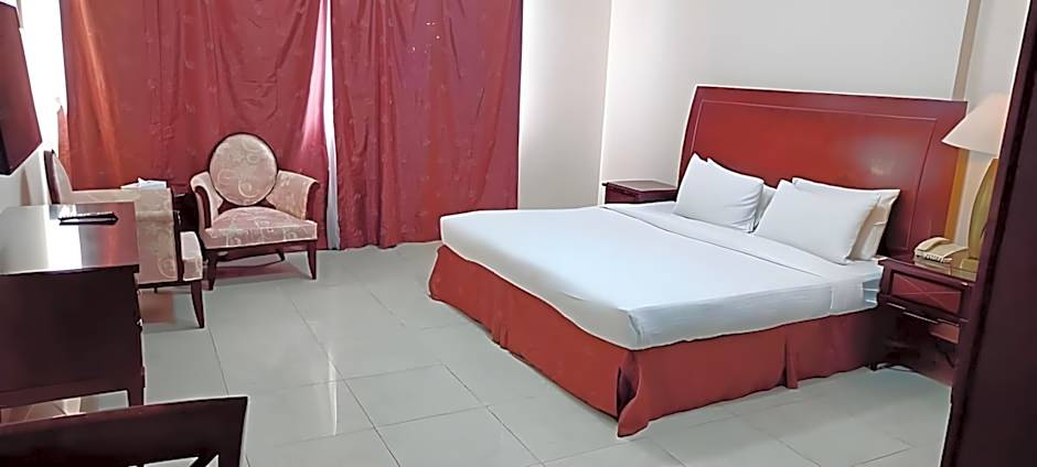 Clifton International Hotel