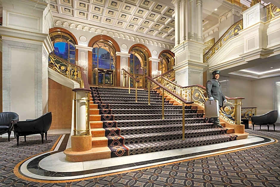 The Towers At Lotte New York Palace