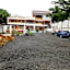 Palm Grove Saud Holiday Complex Hotel