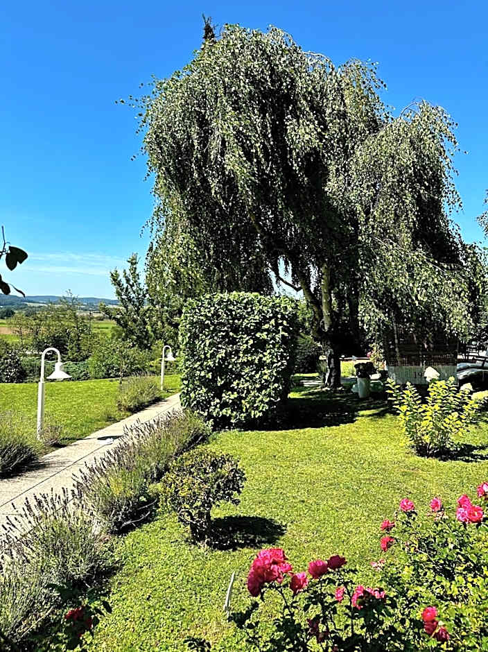 Landhotel Bellevue