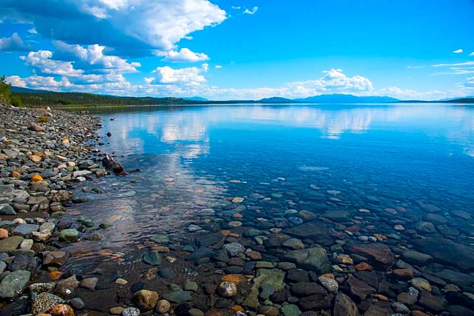 Inn on the Lake - Whitehorse