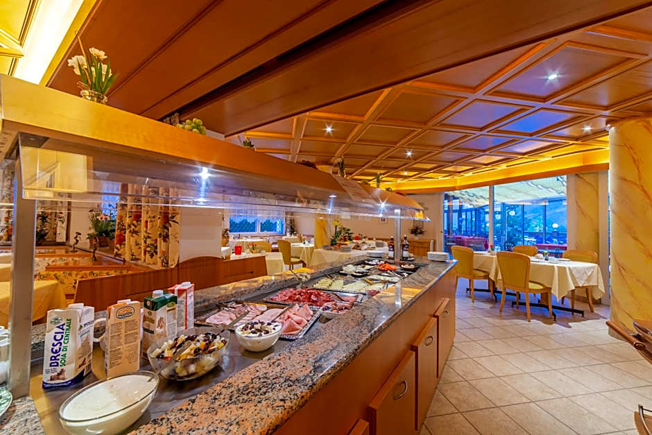 Frühstücks-Hotel Olympia