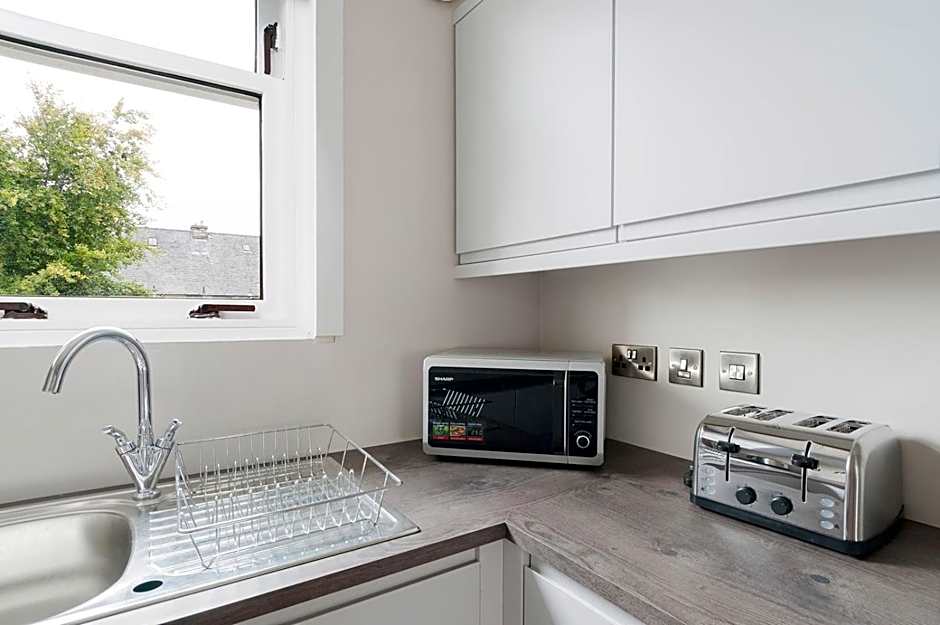 Dalkeith Three Bed Two Bath Apartment