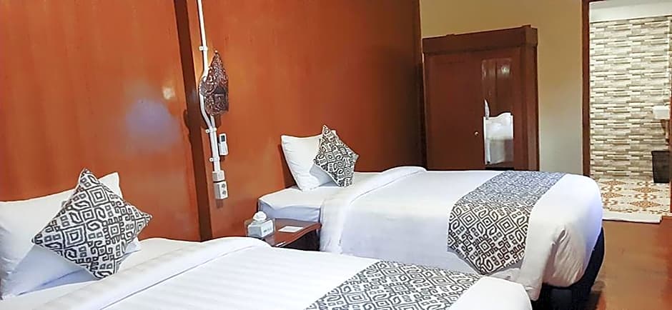 Kampoeng Joglo Boutique Hotel