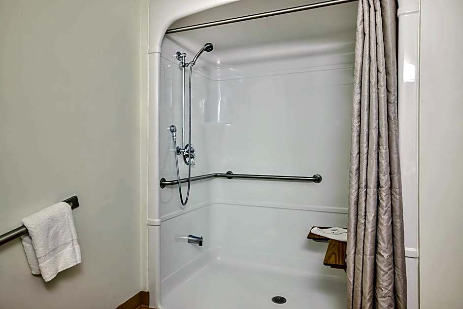 Motel 6-Burlington, ON - Toronto West - Oakville