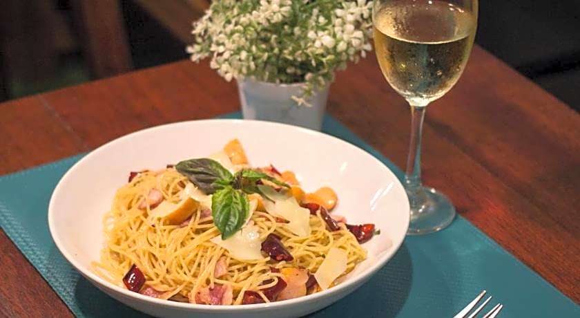 Kamala Beach Residence