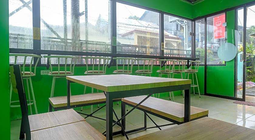 RedDoorz near Politeknik Manado