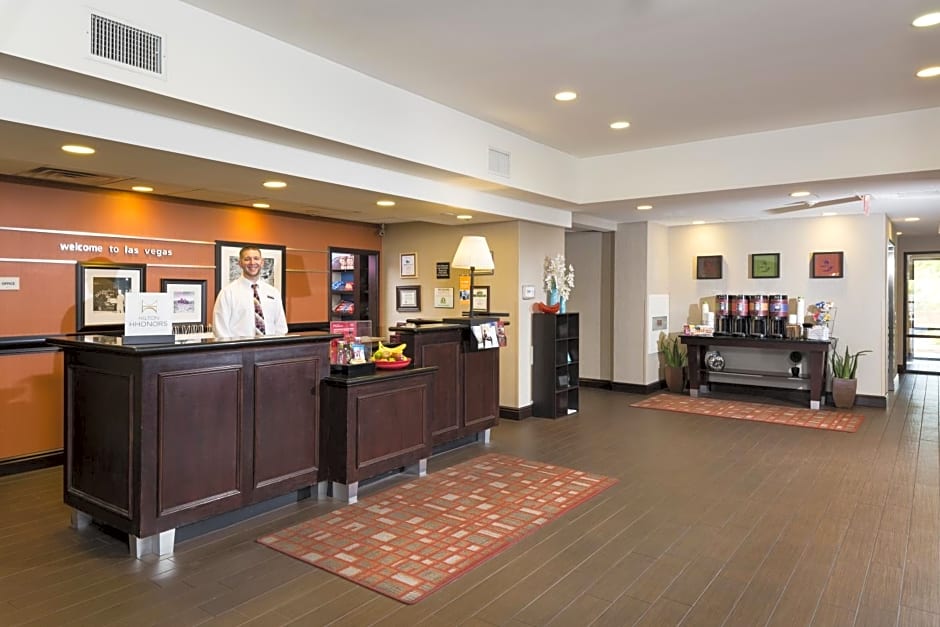 Hampton Inn & Suites Las Vegas South