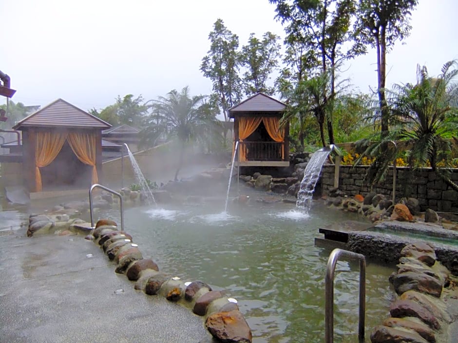 The Loft Seaside Suite