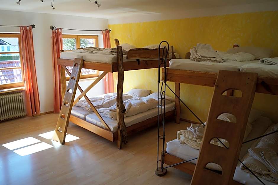 Schiff Bihlerdorf - Hostel