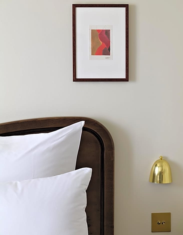 Hotel Carlton's Montmartre