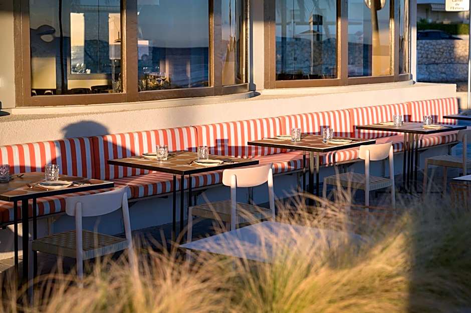 Akquaaa Boutique Hotel
