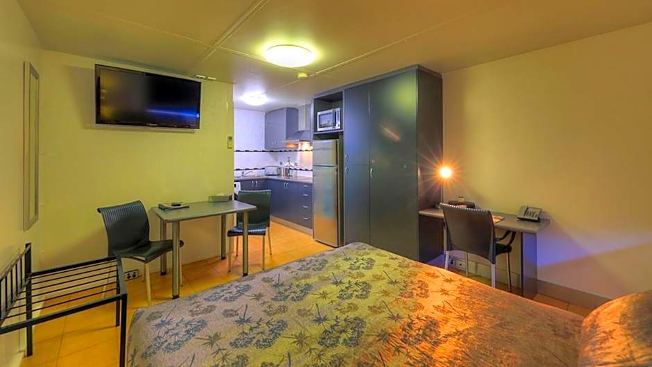 Halls Creek Motel