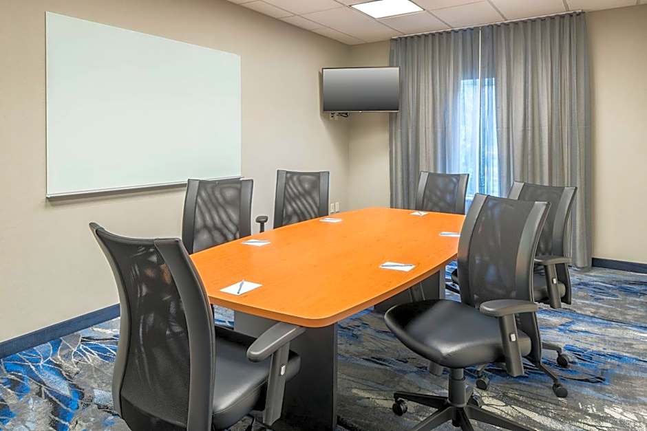 Fairfield Inn & Suites by Marriott Kansas City Overland Park
