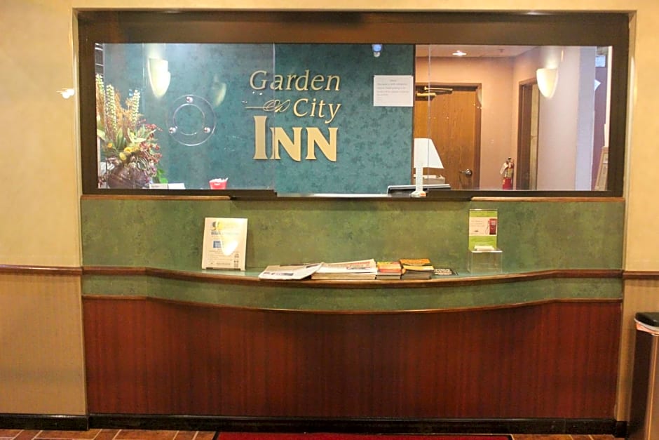 Garden City Inn