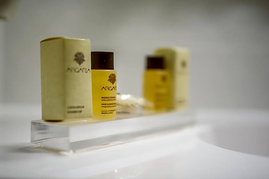 Marie Claire Apartments & Spa